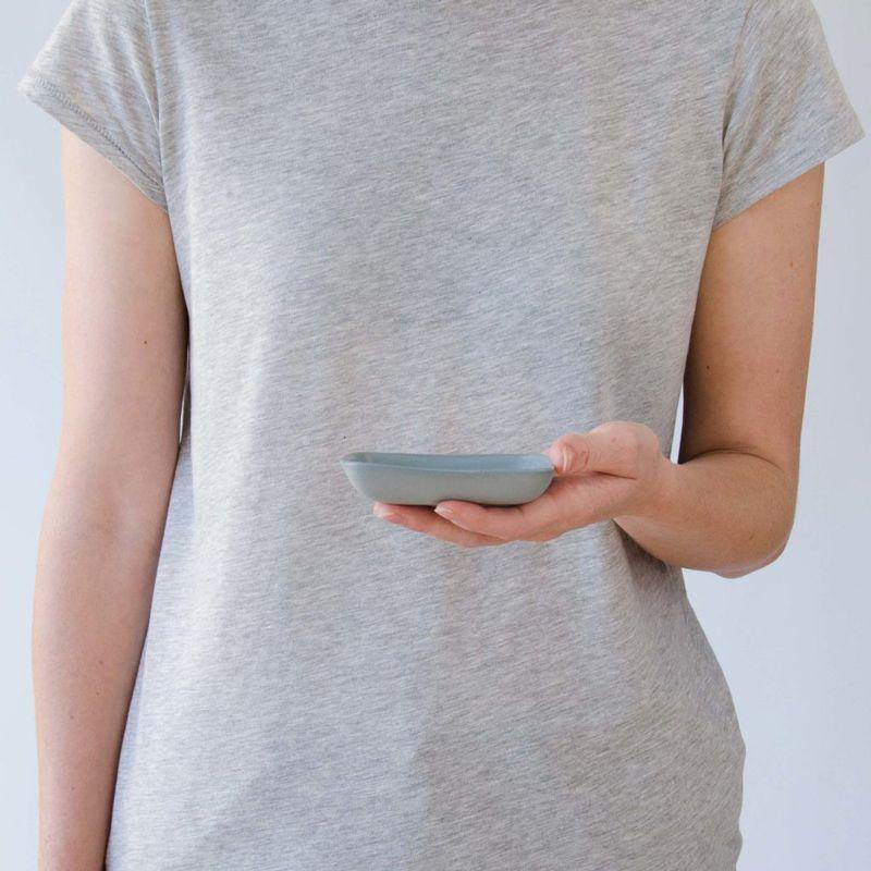 MUD Australia Serving Square Small
