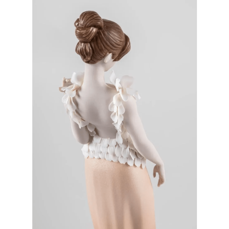 Lladro Inspiration Exquisite Embroidery - Limited Edition