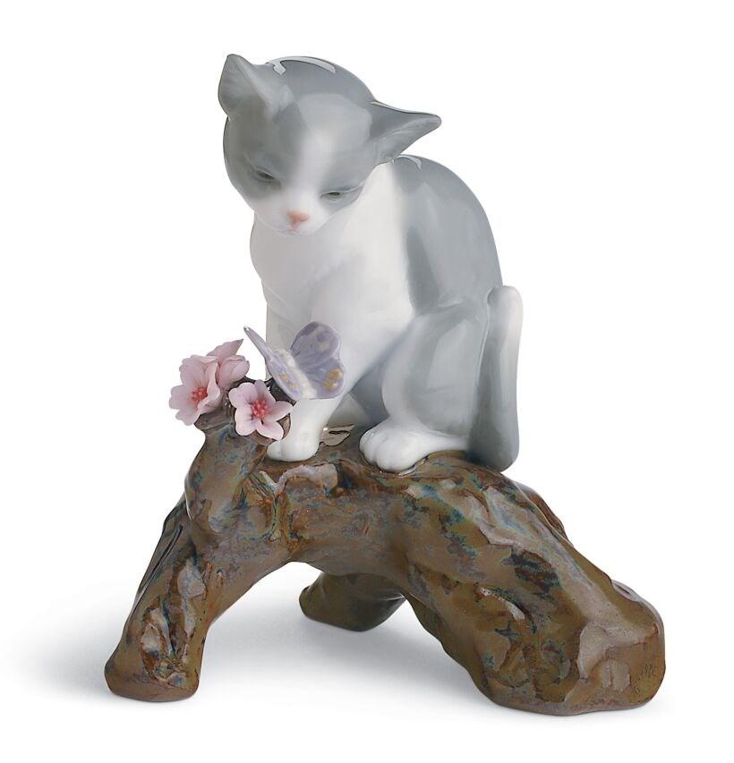 Lladro Inspiration Default Blossoms for the kitten