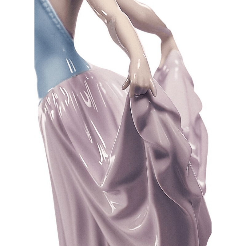 Lladro Inspiration Default Dancer Woman Figurine