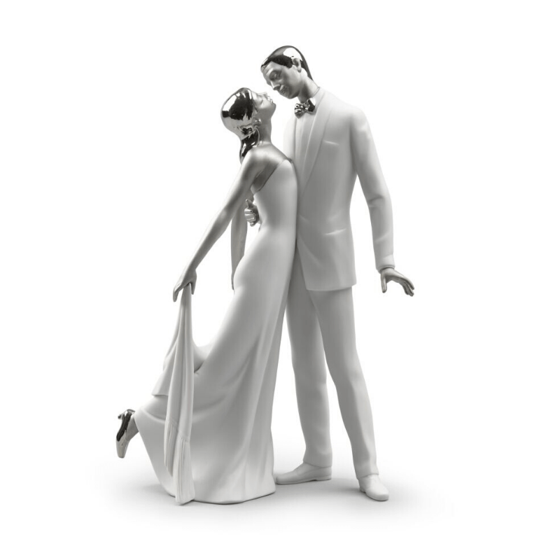 Lladro Inspiration Default Happy Anniversary Couple Figurine. Silver Lustre