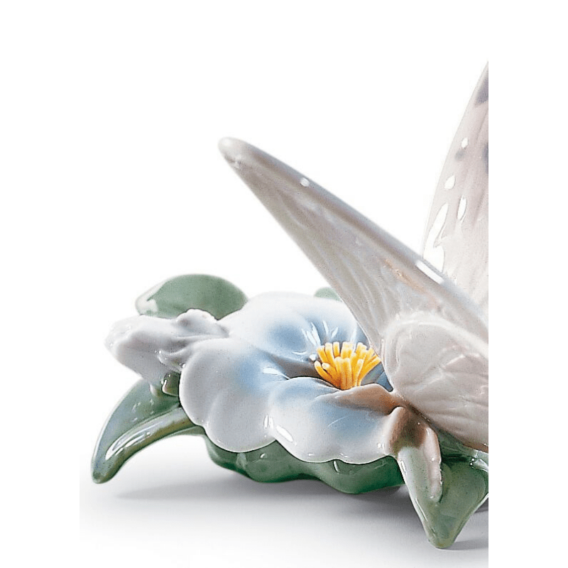 Lladro Inspiration Default Refreshing Pause Butterfly Figurine
