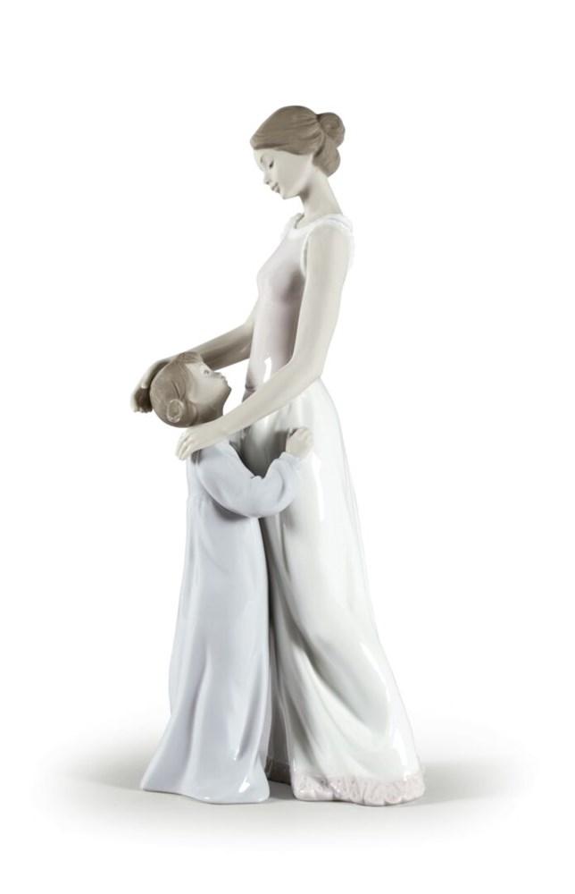 Lladro Inspiration Default SOMEONE TO LOOK UP TO
