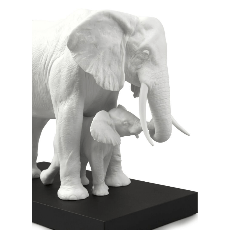 Lladro Inspiration Leading the Way Elephants White