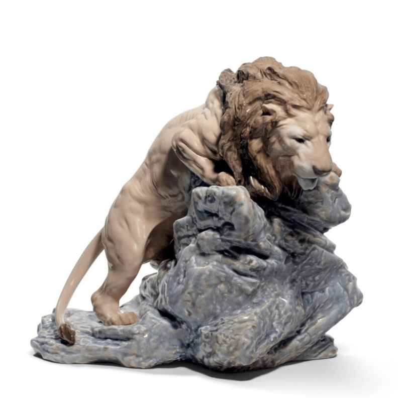 Lladro Inspiration Lion Pouncing