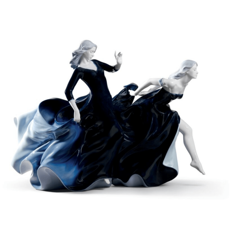 Lladro Inspiration Night Approaches Women (Limited Edition)