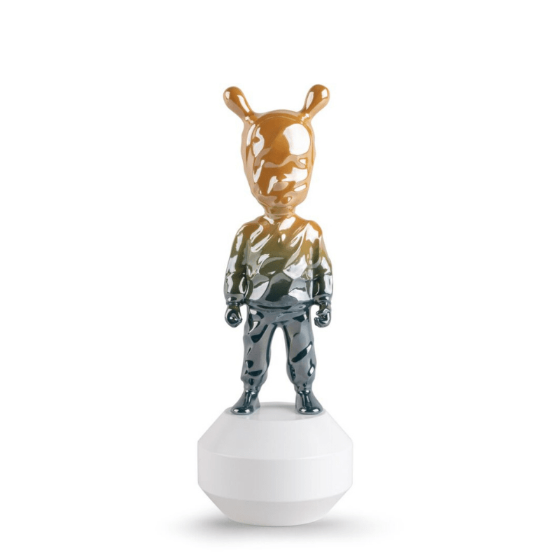 Lladro Inspiration The Guest by Supakitch Figurine. Small. Numbered Edition